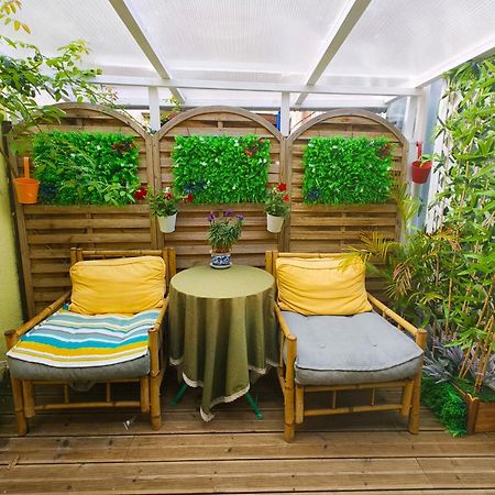 Le Coin Des Artistes Bed & Breakfast Giverny Ruang foto