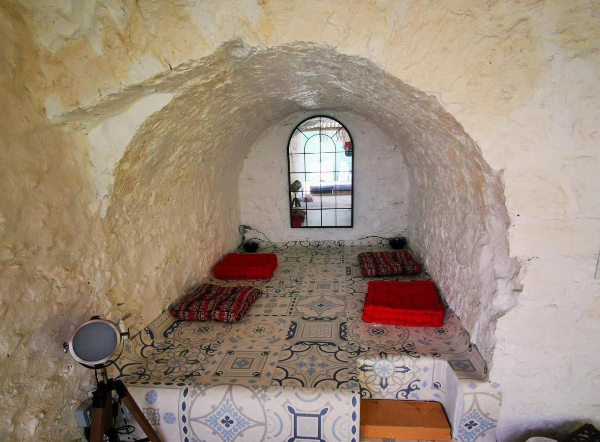 Le Coin Des Artistes Bed & Breakfast Giverny Bagian luar foto