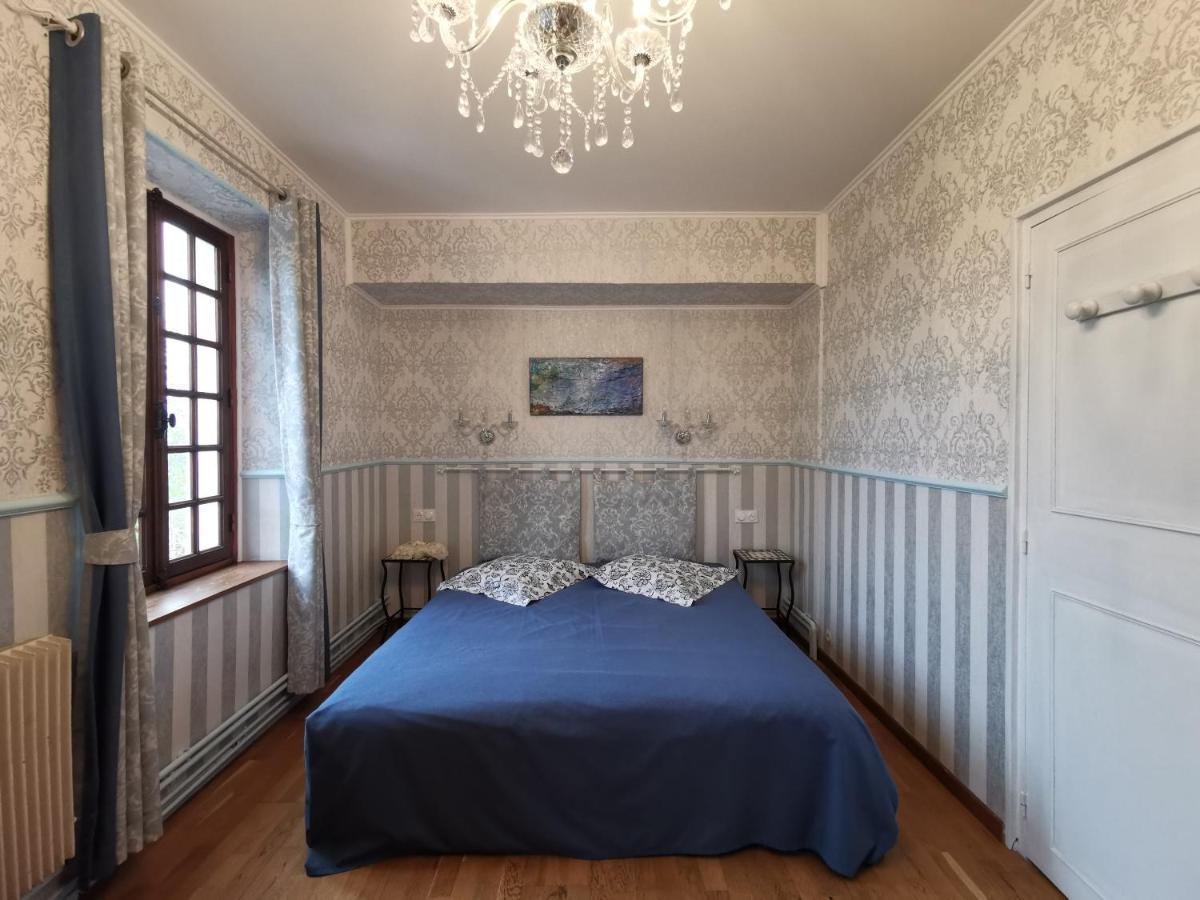 Le Coin Des Artistes Bed & Breakfast Giverny Bagian luar foto