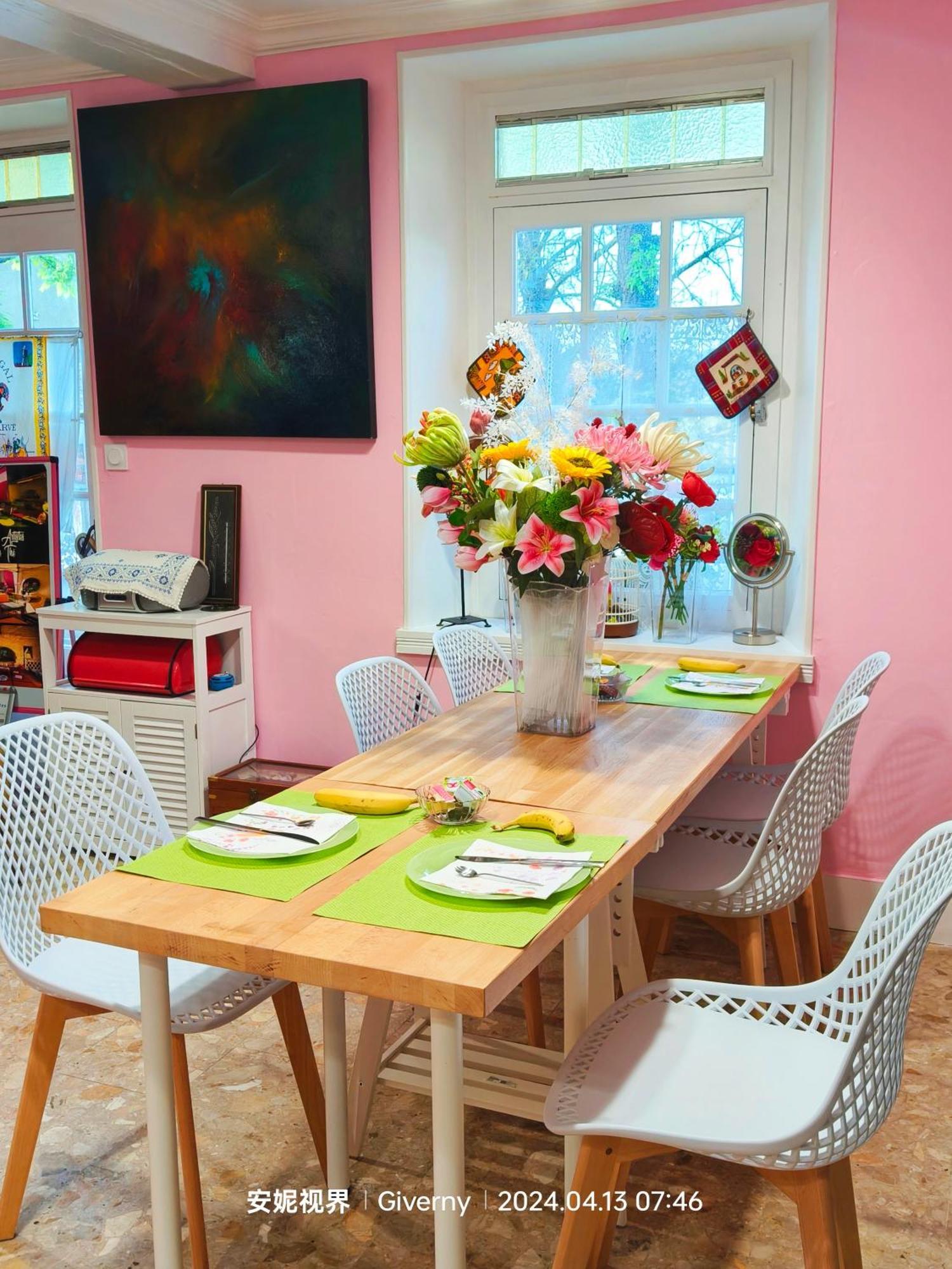 Le Coin Des Artistes Bed & Breakfast Giverny Bagian luar foto